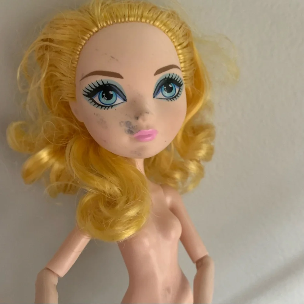 Ever After High First Chapter Blondie Lockes Doll 2012 Nude Mattel - Picture 2 of 5